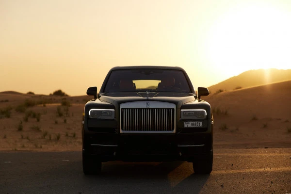 Black Rolls Royce Cullinan, 2023 Photo 1