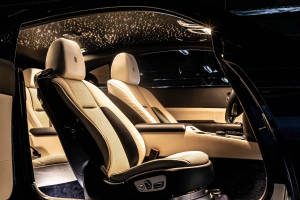 Blue Rolls Royce Wraith, 2020 Photo 4