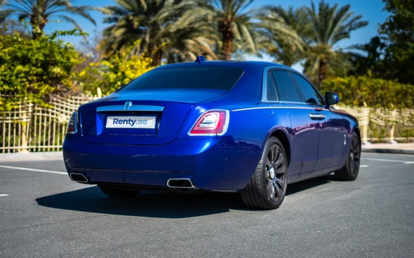 Dark Blue Rolls Royce Ghost, 2022 Photo 3