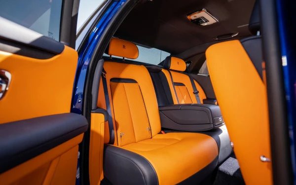 Dark Blue Rolls Royce Ghost, 2022 Photo 6