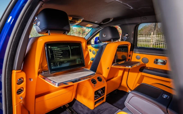 Dark Blue Rolls Royce Ghost, 2022 Photo 7