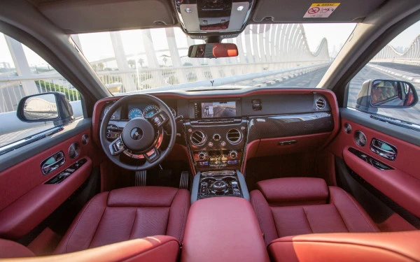 Grey Rolls Royce Cullinan, 2022 Photo 5
