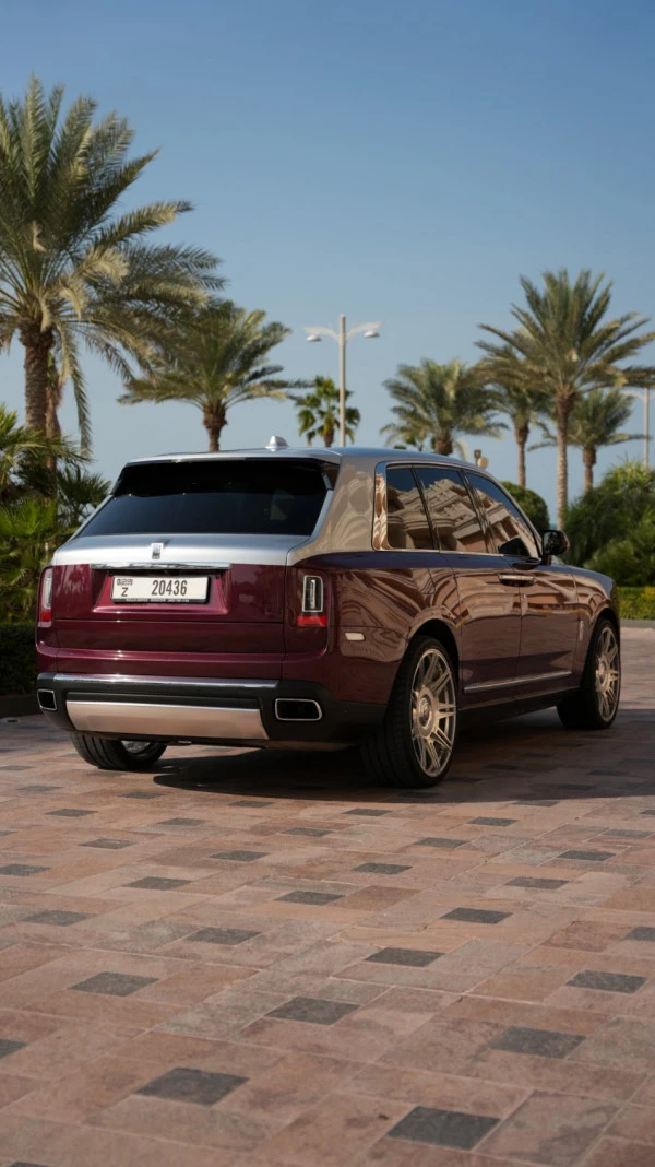 Red Rolls Royce Cullinan Mansory, 2020 Photo 2