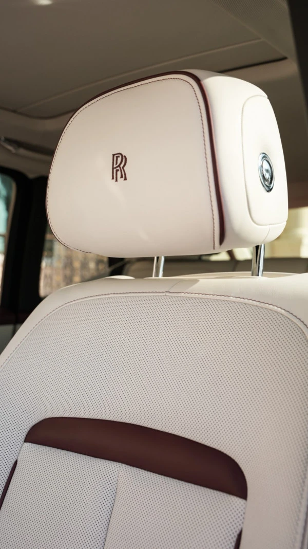 Red Rolls Royce Cullinan Mansory, 2020 Photo 6