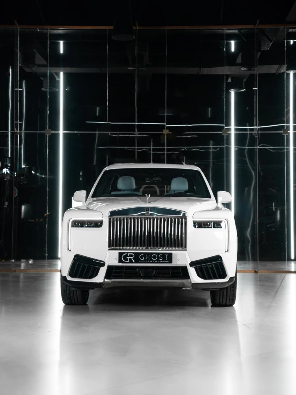 White Rolls Royce Cullinan SERIES 2, 2025 Photo 2