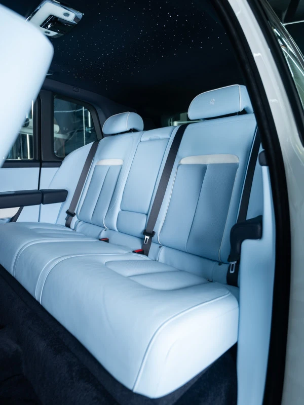White Rolls Royce Cullinan SERIES 2, 2025 Photo 6