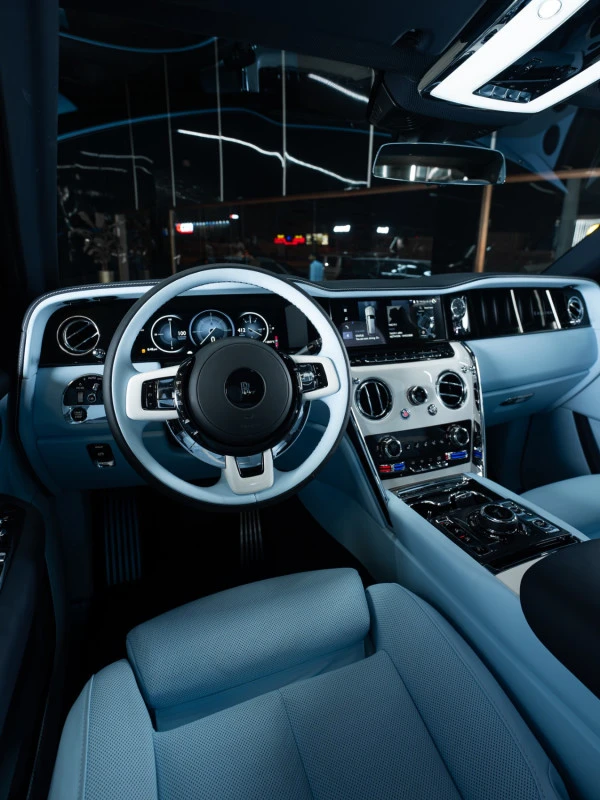 White Rolls Royce Cullinan SERIES 2, 2025 Photo 7