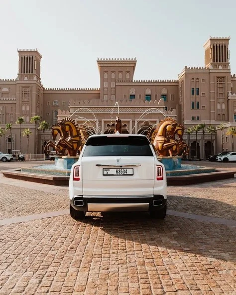 White Rolls Royce Cullinan, 2022 Photo 7