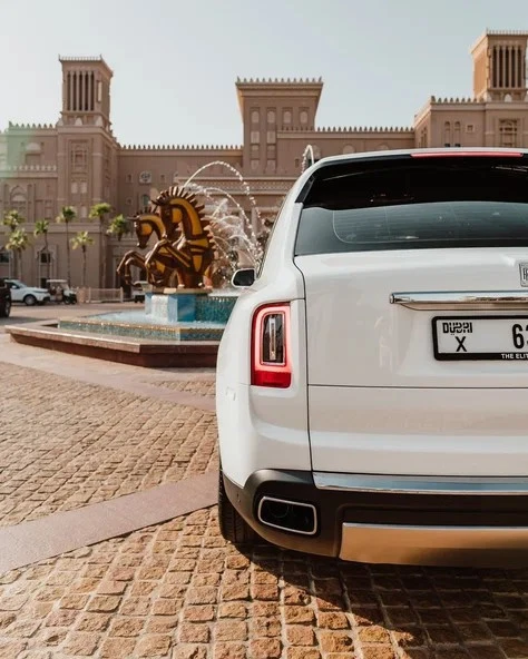 White Rolls Royce Cullinan, 2022 Photo 8
