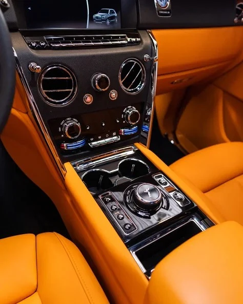 White Rolls Royce Cullinan, 2022 Photo 13