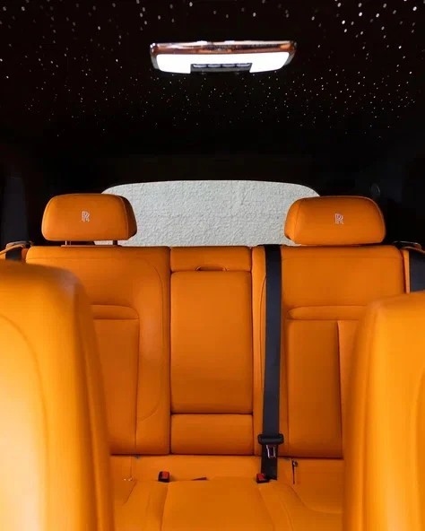 White Rolls Royce Cullinan, 2022 Photo 14