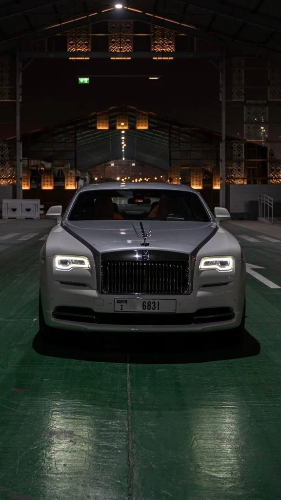 White Rolls Royce Wraith, 2018 Photo 3